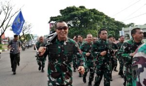 Peringati Hari Juang Infanteri Ke-75, Pangdam XIV Hasanuddin Komandoi Tonting YWPJ Etape Terakhir ke Garis Finish
