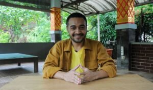 Harmant Wakum, Pengamat Politik dan Aktivis Pengajar, Biak