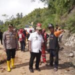 Hari ke 3 Tanggap Darurat, Pj Bupati Luwu Kembali Tinjau Lokasi Bencana Tanah Longsor di Bastem Utara