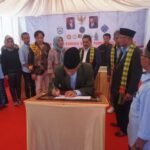 Kades Topogaro Resmikan Kantor Bumdes Safaea Panderakila