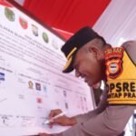 Kapolres Luwu Utara, Danyon, Pabun Turun Langsung Jaga Kantor KPU saat Pengundian Nomor Urut