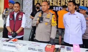 Polisi Tangkap 2 Kurir Narkoba di Makassar, Sita Sabu 1,5 Kg Siap Edar