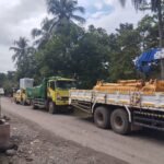 Warga Tutup Akses Jalan, Protes Kerusakan akibat Kendaraan Berat PT Masmindo