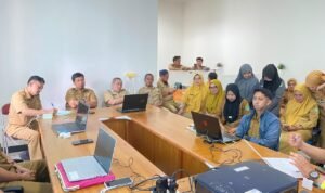 Diskominfo-SP Lutim Gelar Rapat Evaluasi SPBE Tahun 2025