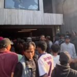 Rumah Ahmad Sahroni Diserbu Massa, Ucapan “Tolol” Jadi Pemicu Amarah