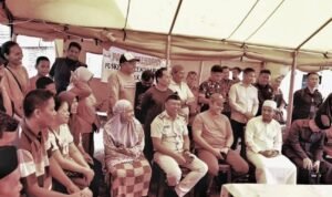 Gubernur Andi Sudirman Salurkan Santunan untuk Korban Kebakaran Baji Dakka Makassar